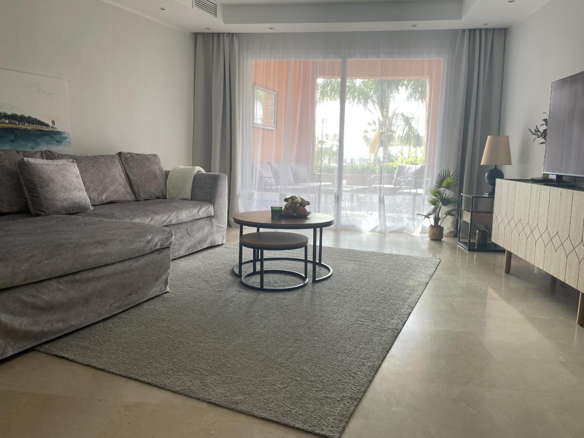 Oasis 3 Bedroom Golden Mile Apartament Marbella